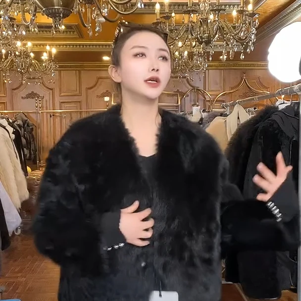 HERDERS 黑色皮毛一体女装外套 245007