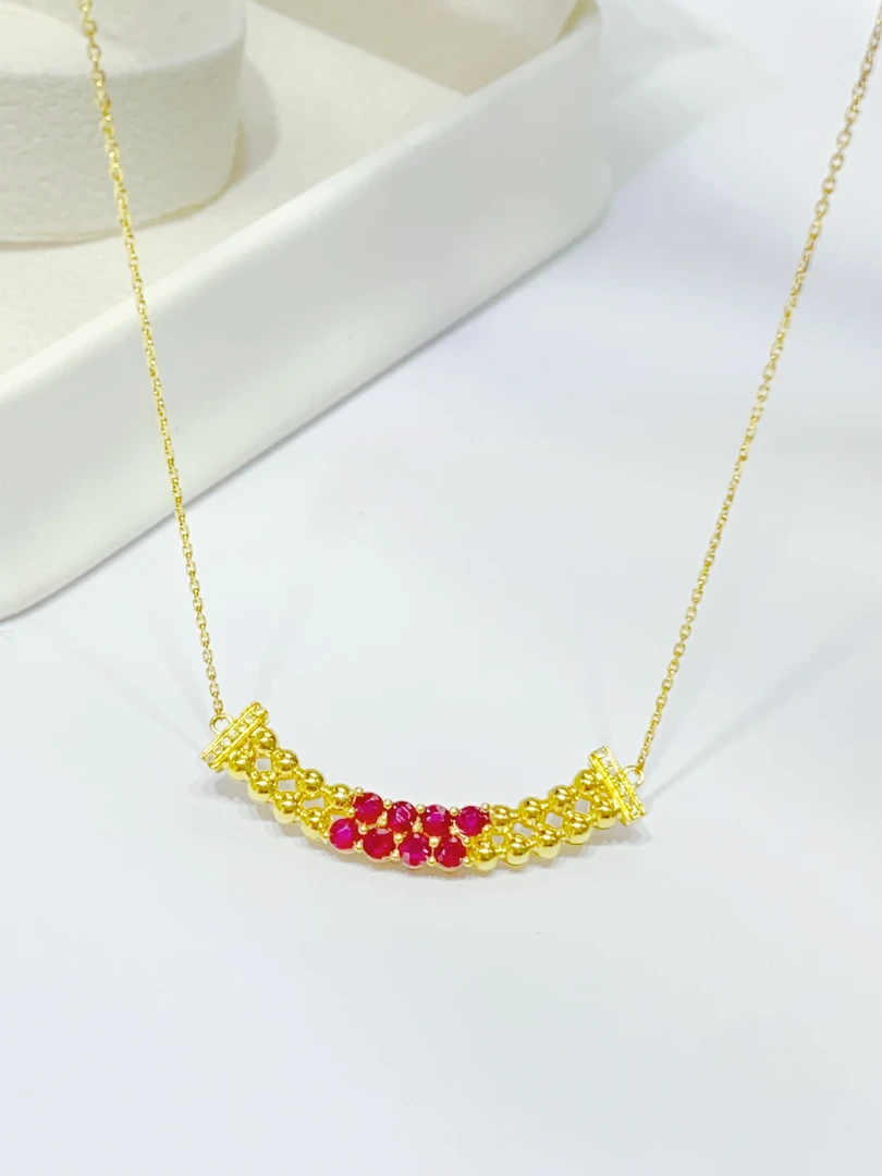 18K金镶嵌红宝石项链微笑款