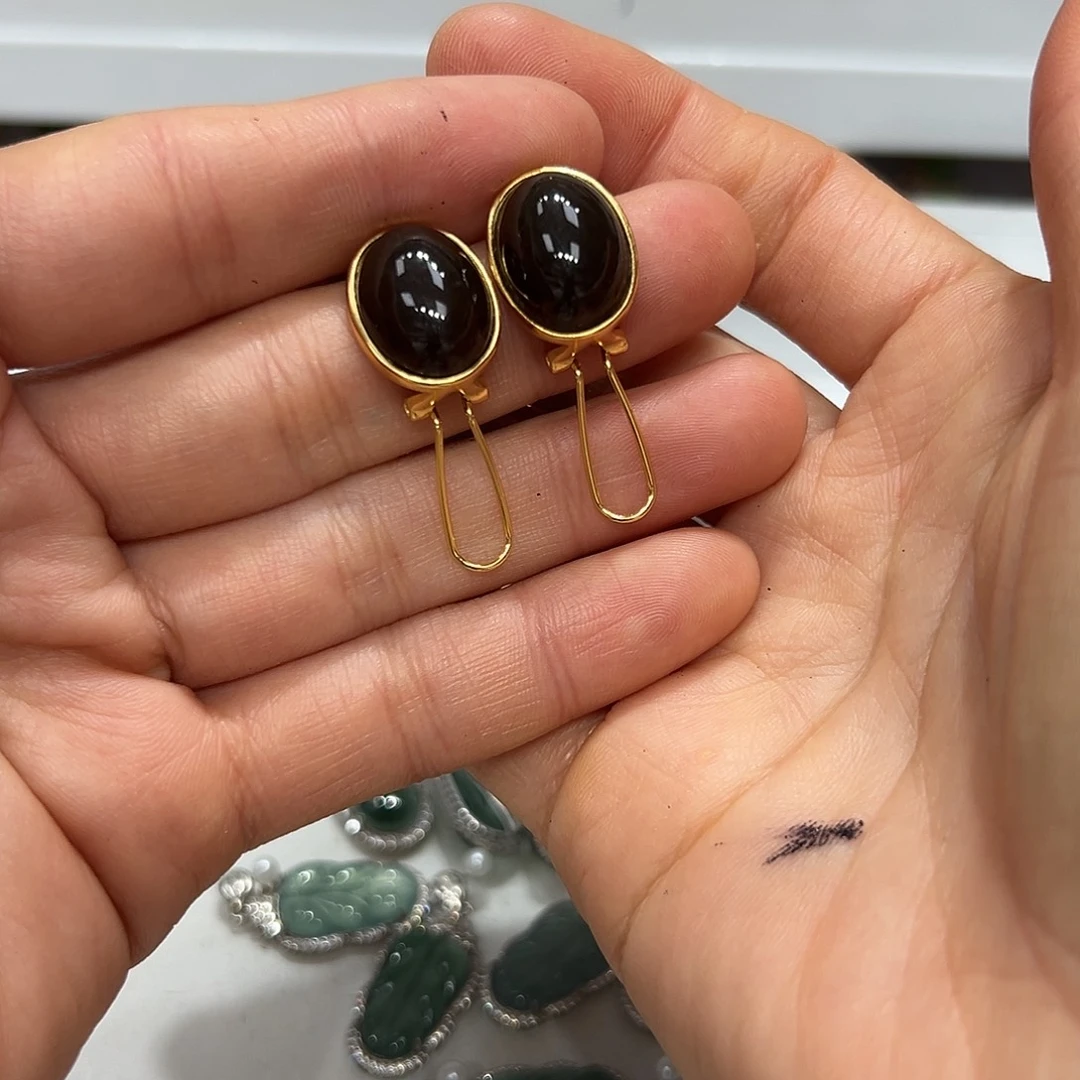 和田玉耳饰银S925镶嵌小**窝