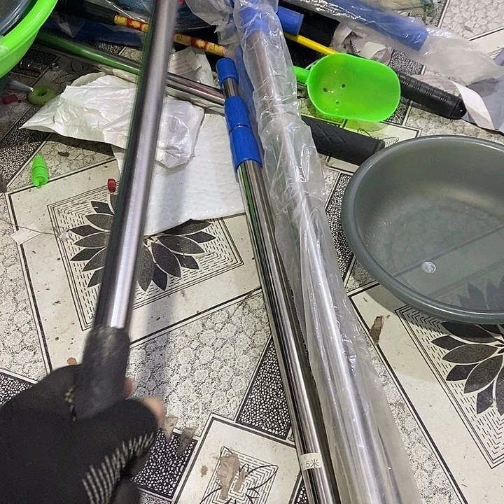 一米多不锈钢抄网杆一根，，，