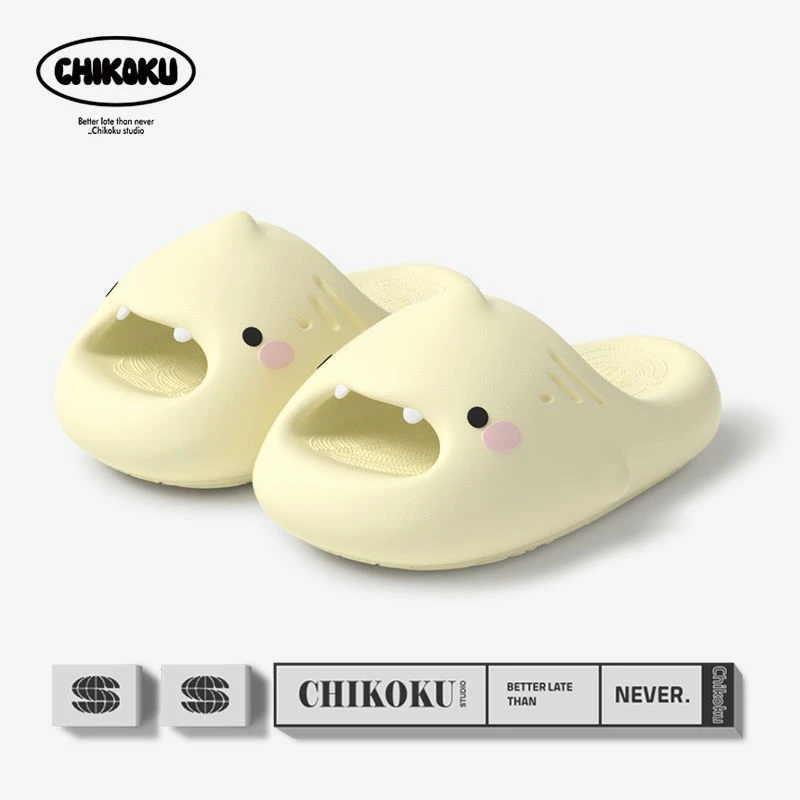 2025新款PVC踩屎感拖鞋防滑鲨鱼卡通拖鞋家居外穿亲子装凉拖鞋