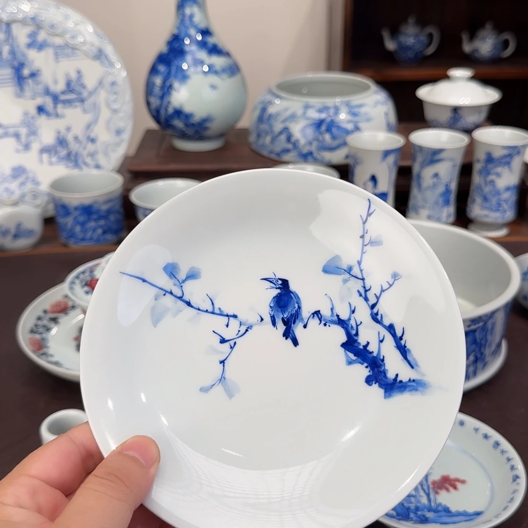 青花瓷器等多种工艺