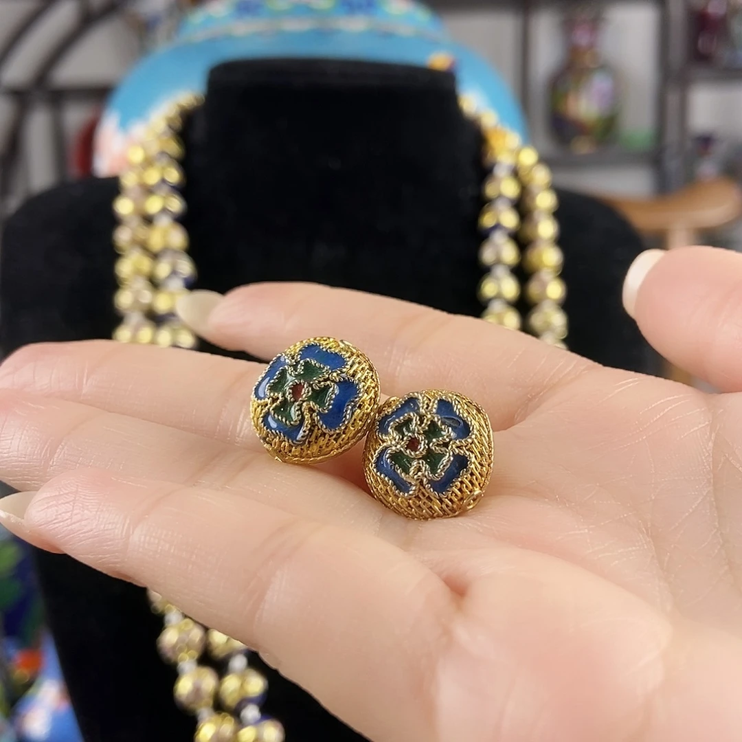 画***鸦铜圆形花丝镶嵌吊坠两个