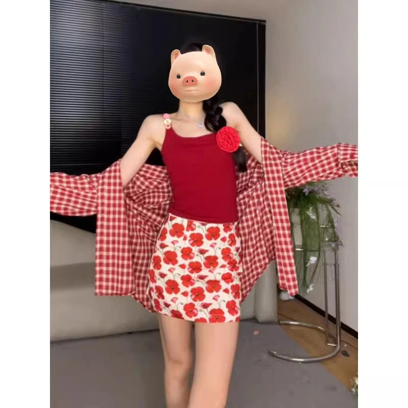 美式辣妹红色立体花朵双肩带吊带背心女夏季外穿修身短款无袖上衣