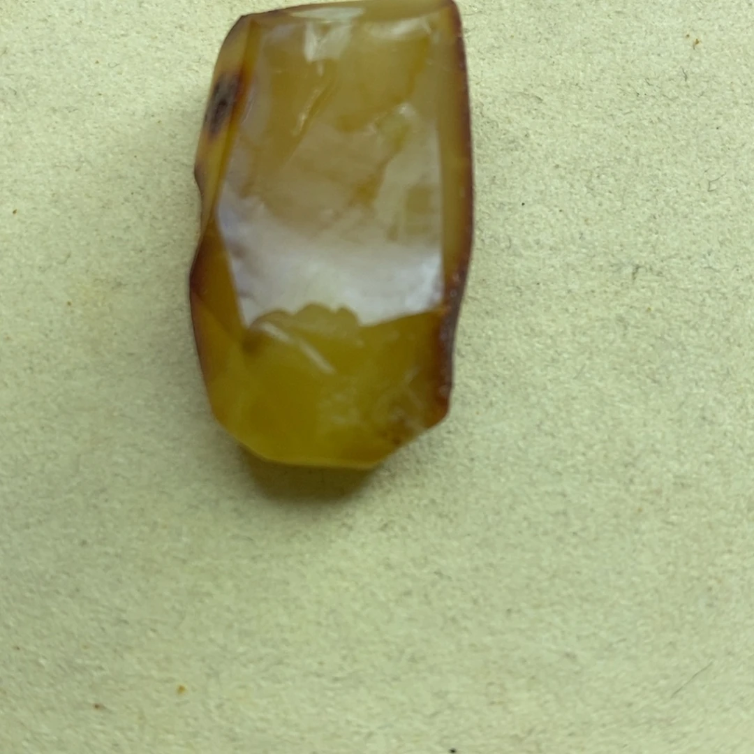 未镶嵌定制蜜蜡k*～梨