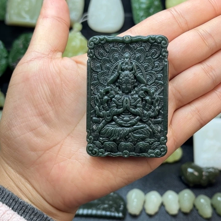 和田玉未镶嵌颈饰