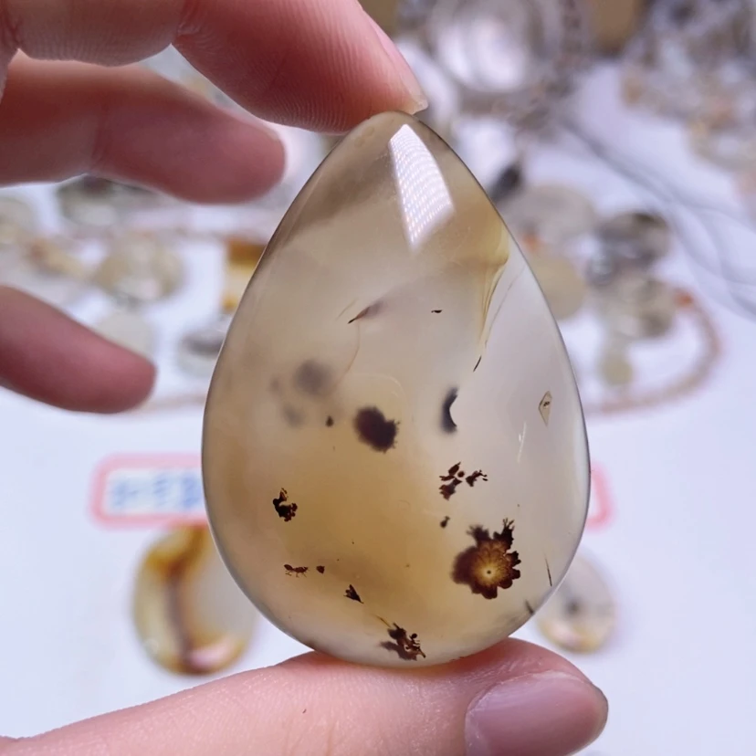 【闪购商品】玛瑙/玉髓颈饰未镶嵌