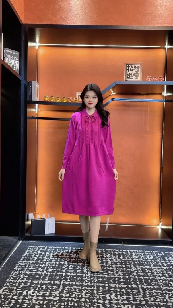 84  DD秋冬新款气质时尚显瘦百搭大码洋气毛衣针织娃娃领连衣裙