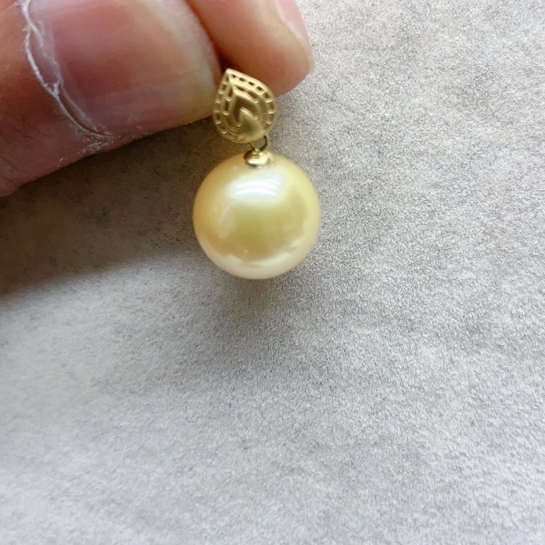 海水珍珠颈饰18K金镶嵌