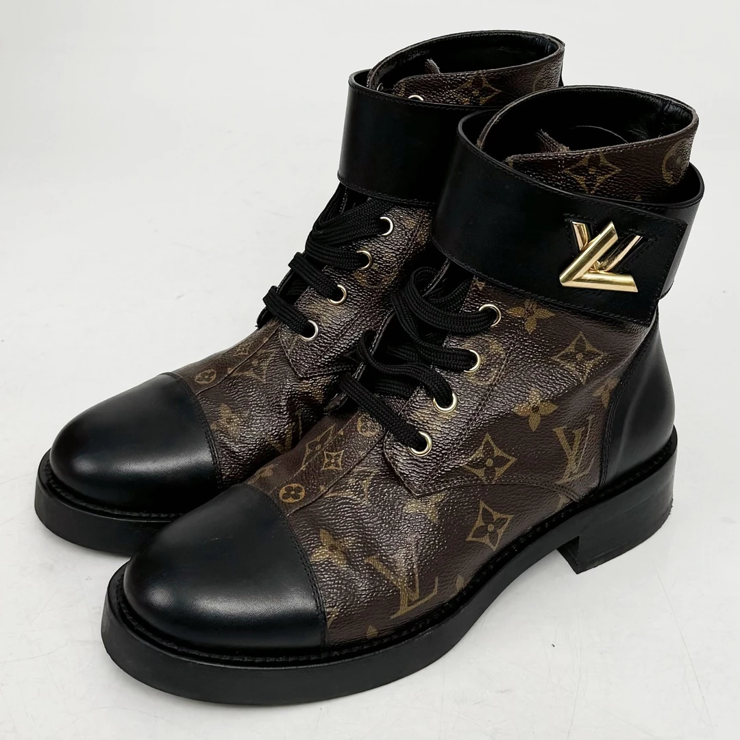 95新 LV    38码/LV/路易威登 老花满印马丁靴/98新/jm07311