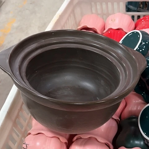 微瑕，明火，口径22，高度10无盖雅泰