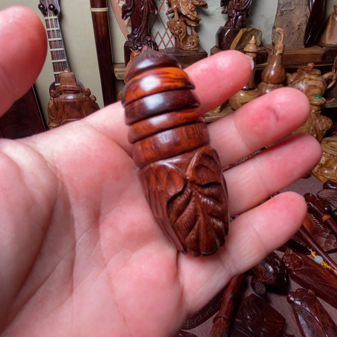 小叶紫檀印度小叶紫檀蝉蛹手把件