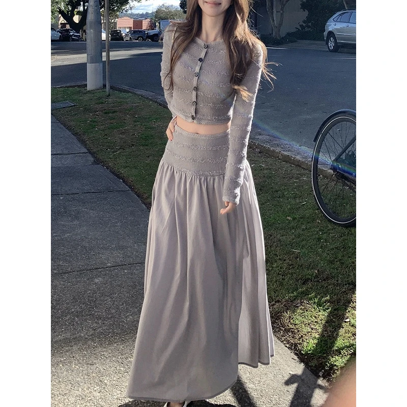 2025秋冬新款条纹针织上衣高腰长半裙休闲两件套条纹针织套装韩系