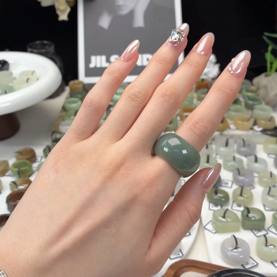 和田玉（糖玉）未镶嵌戒指z37鸭蛋青墩墩18.2