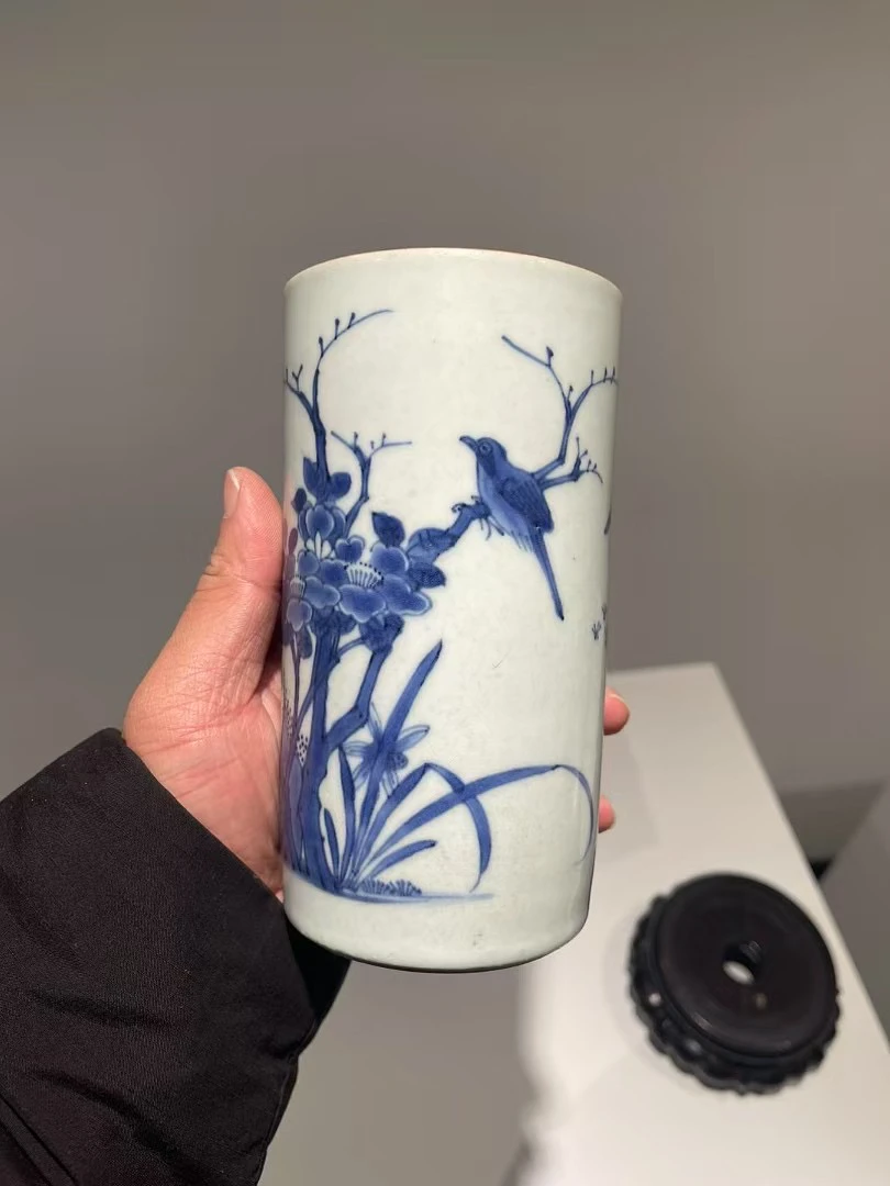 清青花酱口花鸟笔筒