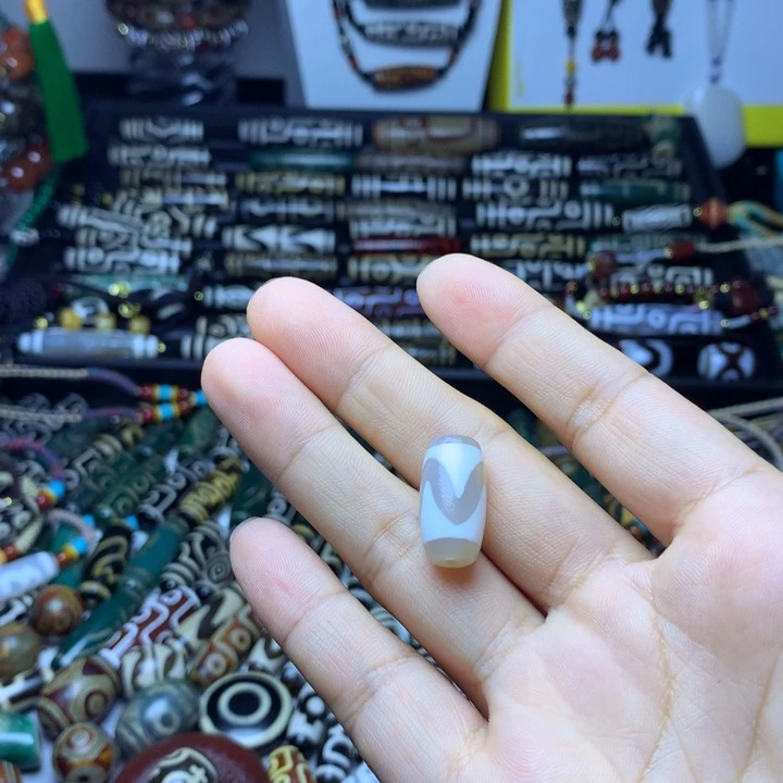 未镶嵌颈饰玛瑙/玉髓
