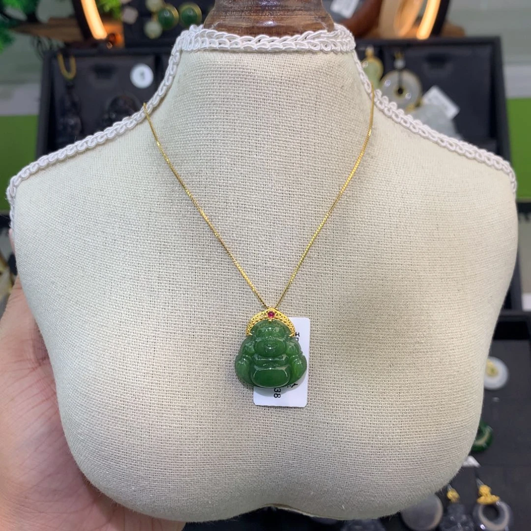 和田玉18K金镶嵌吊坠(赠链)