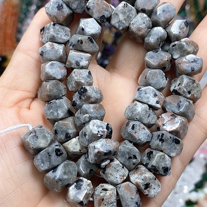 玛瑙/玉髓未镶嵌珠宝半成品天然火焰石冲角卡10mm