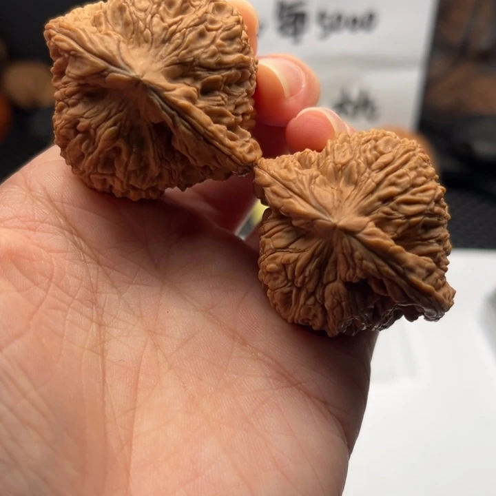 文玩核桃吊坠南疆41