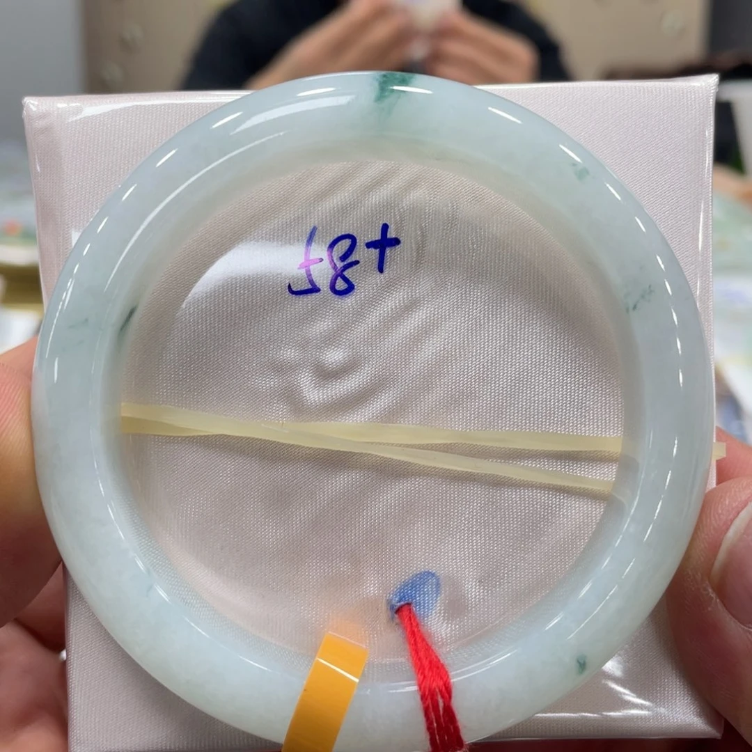 未镶嵌手镯翡翠翡翠