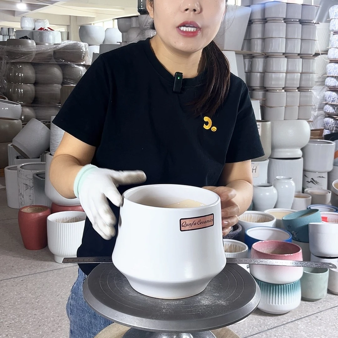 陶瓷口径16.5-15.5。亚白。