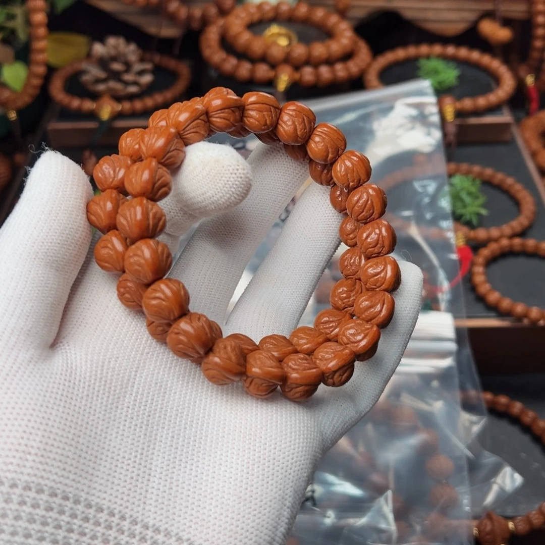 吊坠桃核12精品玉龙脊