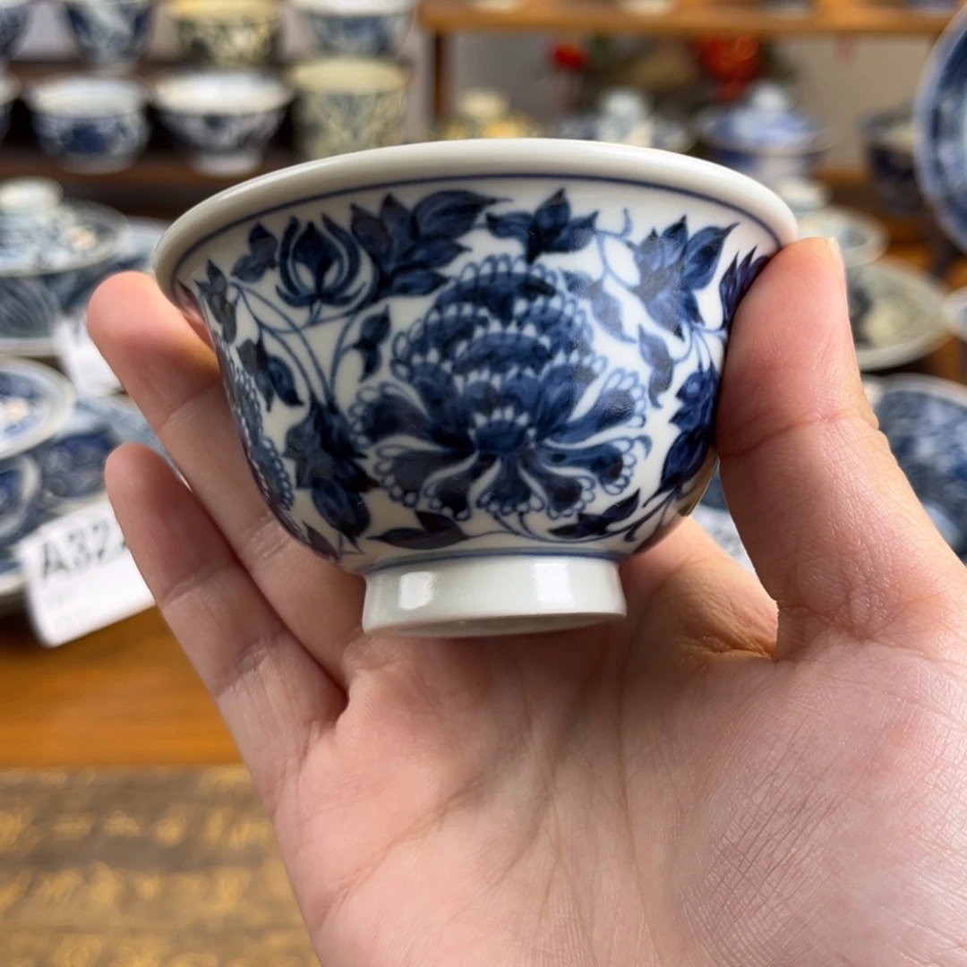 四项牡丹压手杯杯