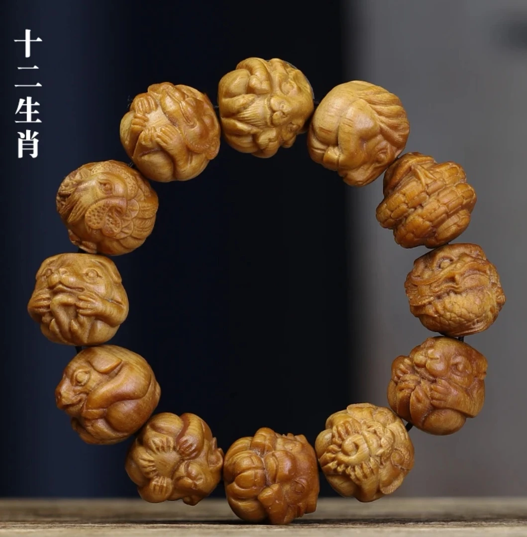 【12生肖手串】正品绿檀木雕刻十二生肖手串佛珠手串(盘玩袋手套)