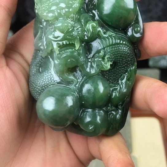 未镶嵌和田玉把件