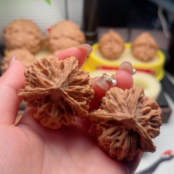 吊坠文玩核桃文玩核桃把件