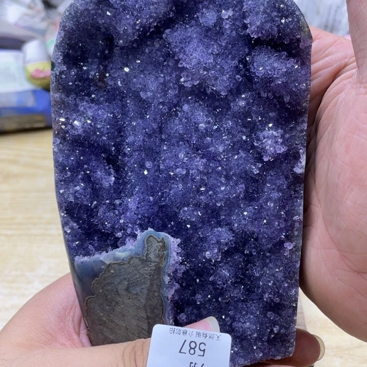 未镶嵌水晶大型摆件（非配饰）