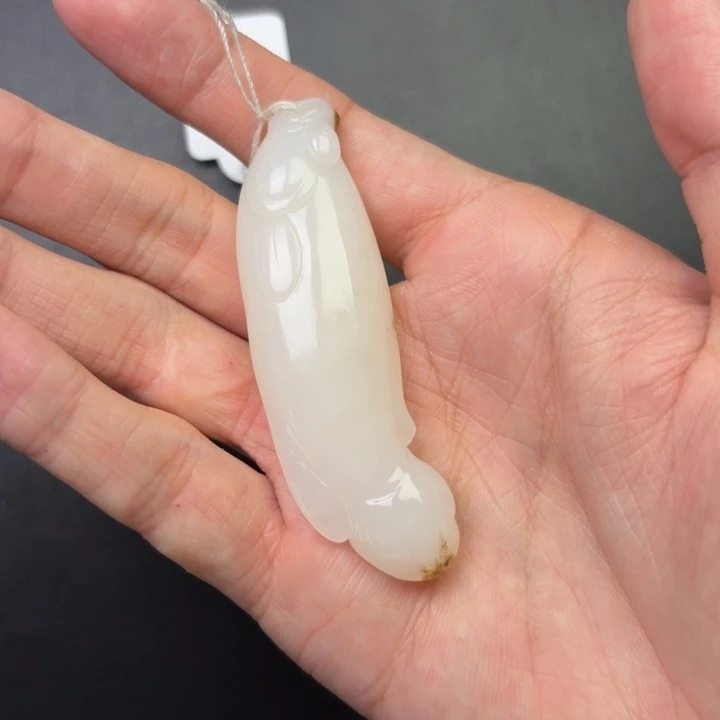 浩***和田玉未镶嵌颈饰