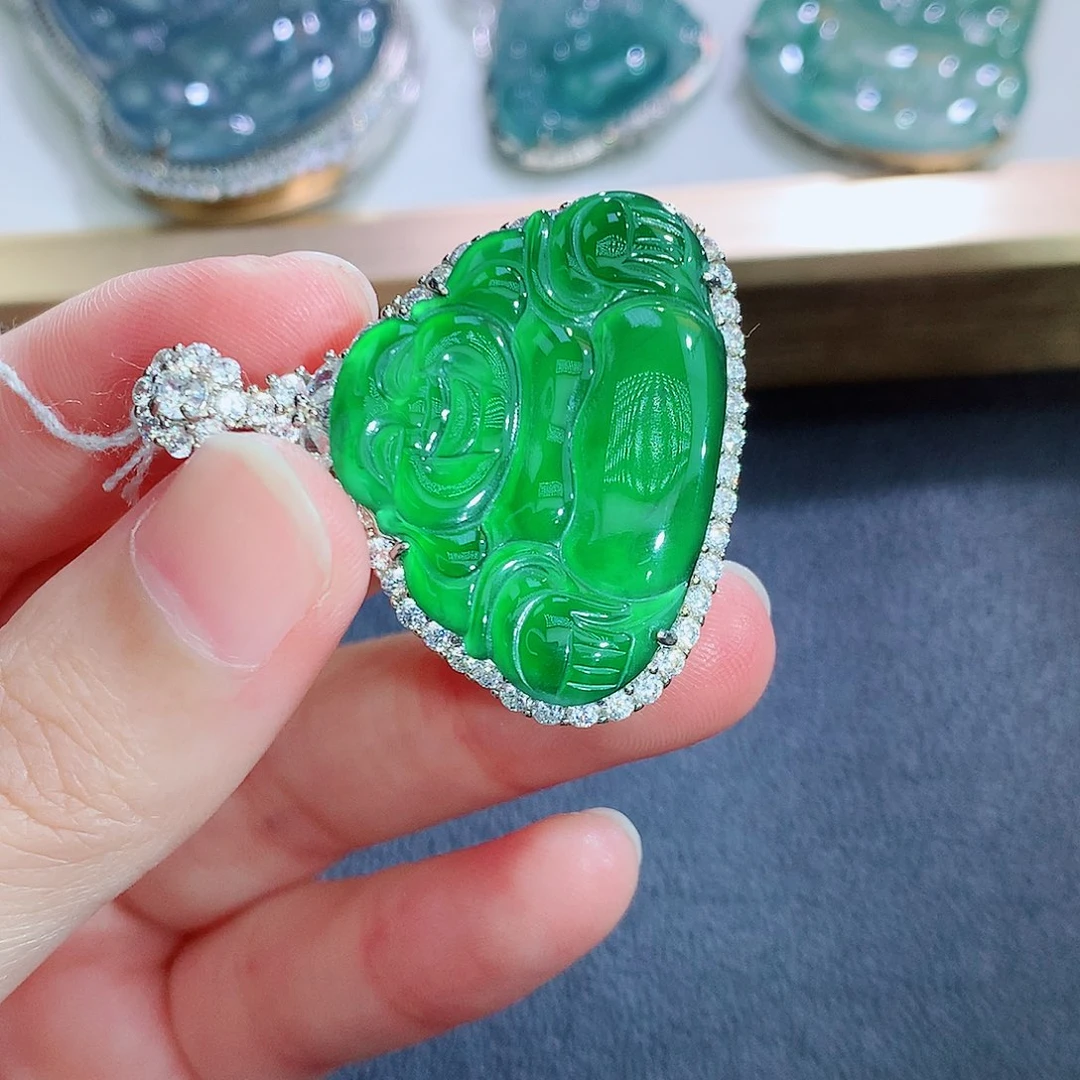 翡翠银S925镶嵌颈饰翡翠