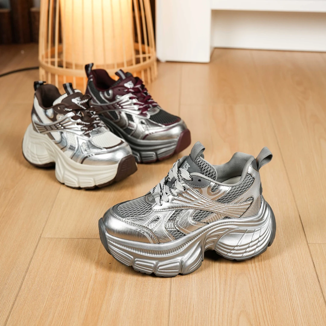 【增高9公分】 时尚潮流经典配色超轻平底增高老爹鞋