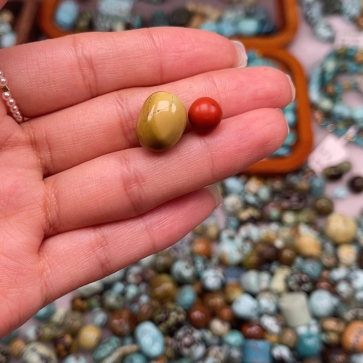 南红玛瑙合金颈饰糖豆