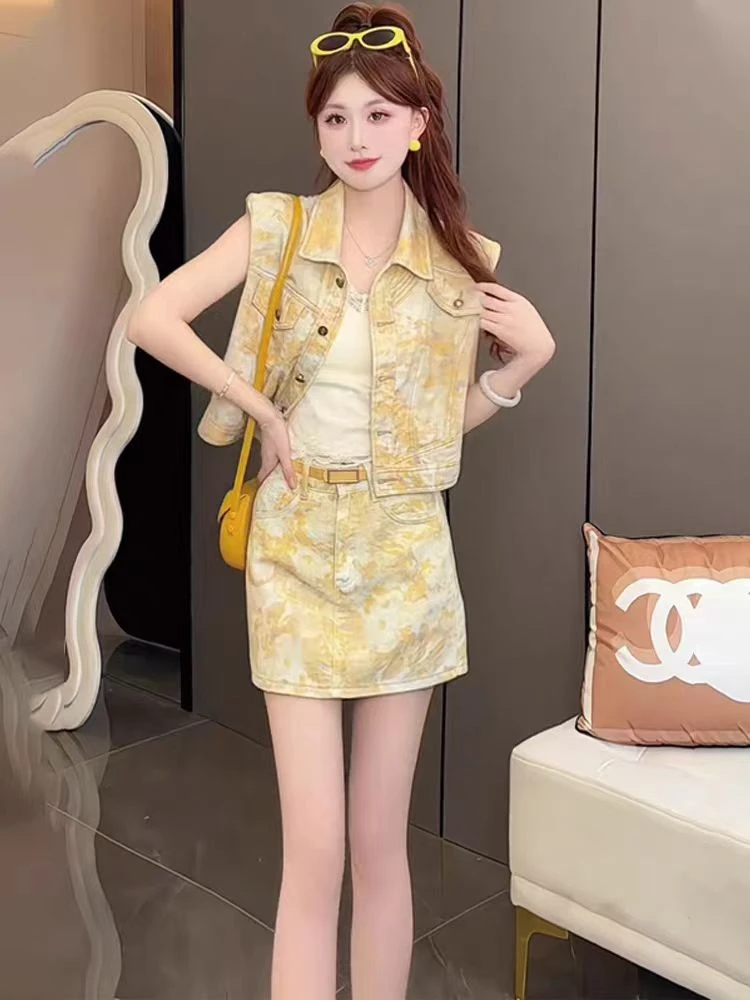 夏日漂亮小套装2025新款POLO领无袖牛仔外套上衣女半身短裙两件套