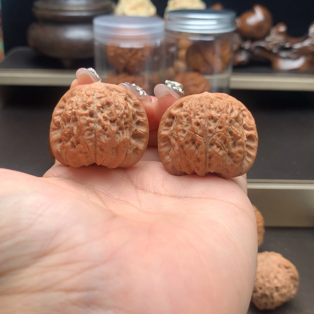 吊坠文玩核桃血麒麟