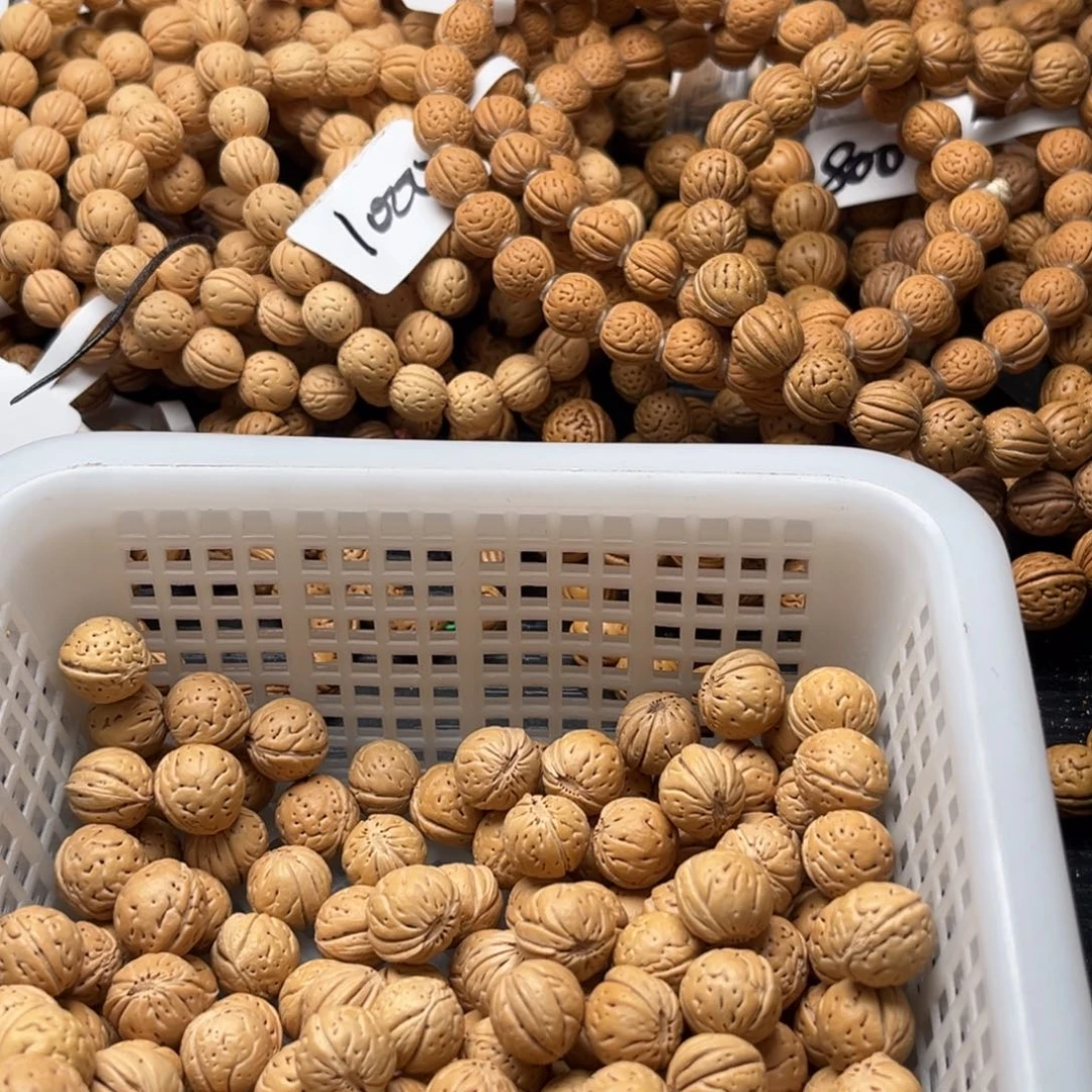 鼎***）手串文玩核桃野生200