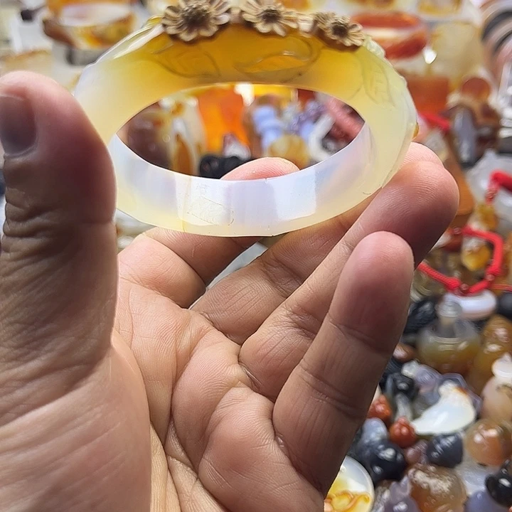 玛瑙/玉髓未镶嵌手镯