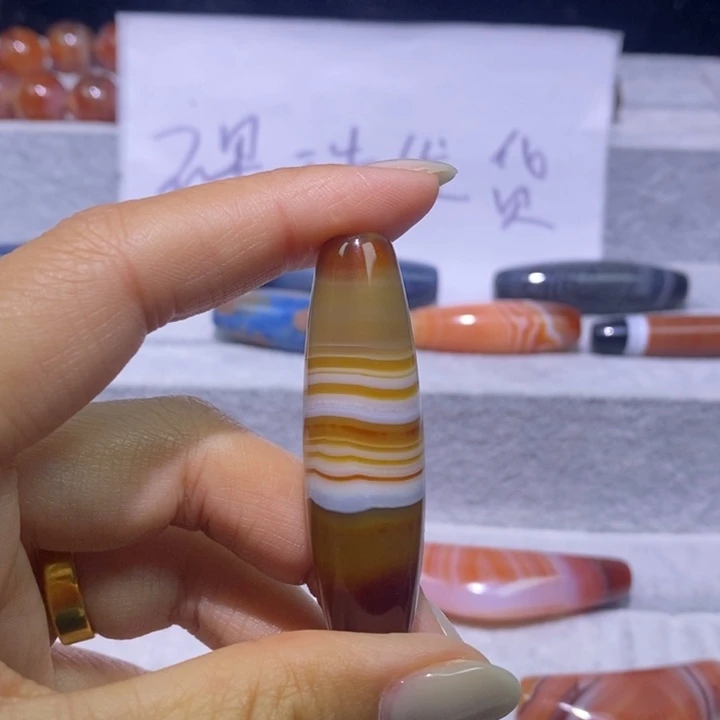 玛瑙/玉髓未镶嵌颈饰