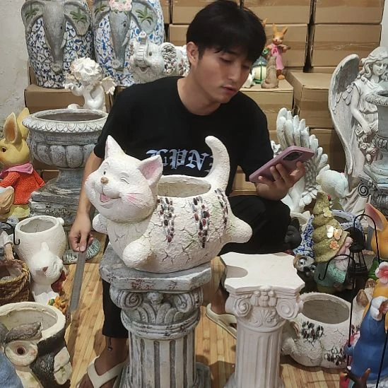 合成树脂胖猫花盆