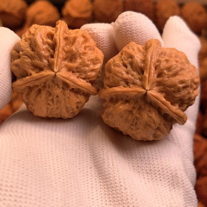 文玩核桃吊坠清***爷27哦哦哦