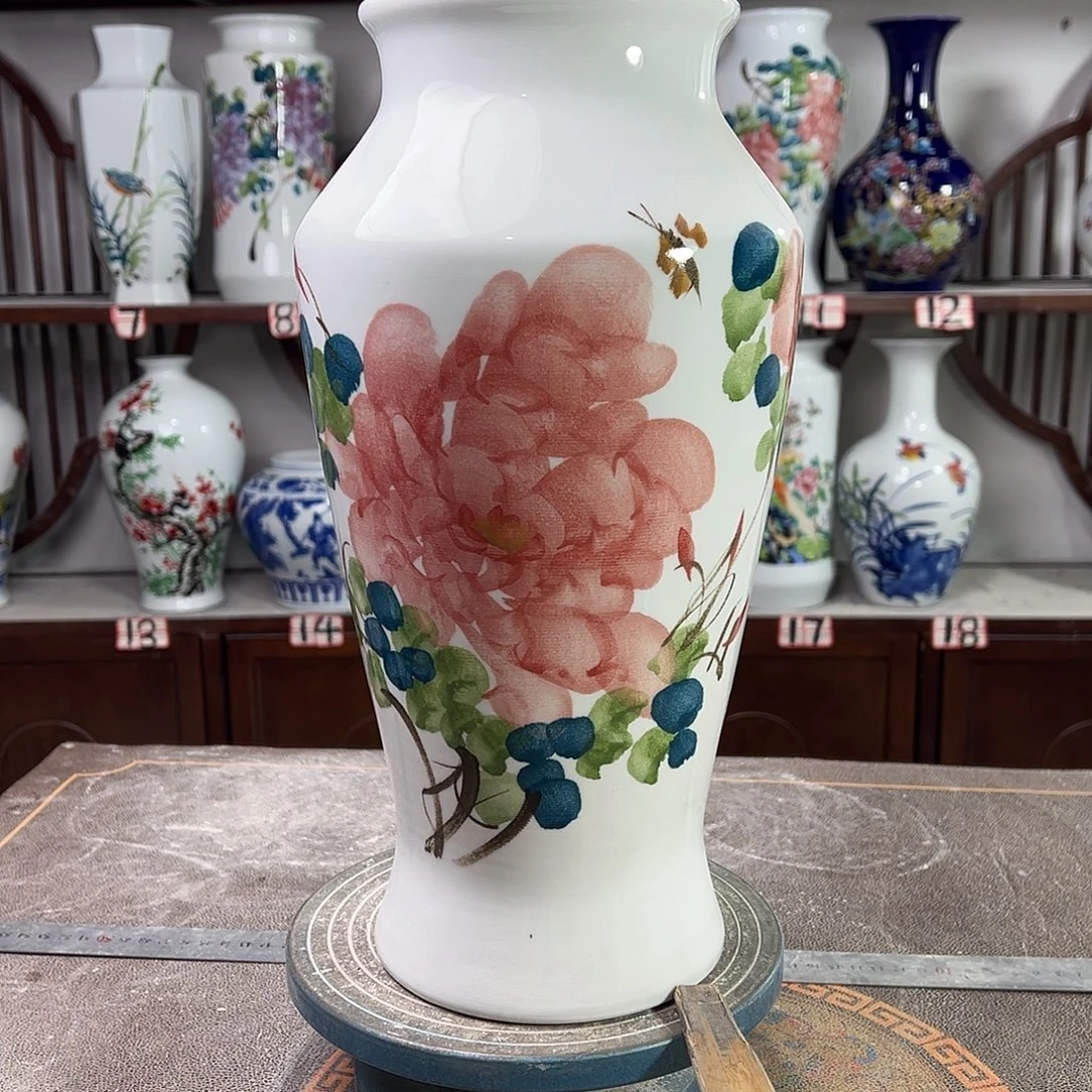 摆件陶景德镇陶瓷大鱼红牡花