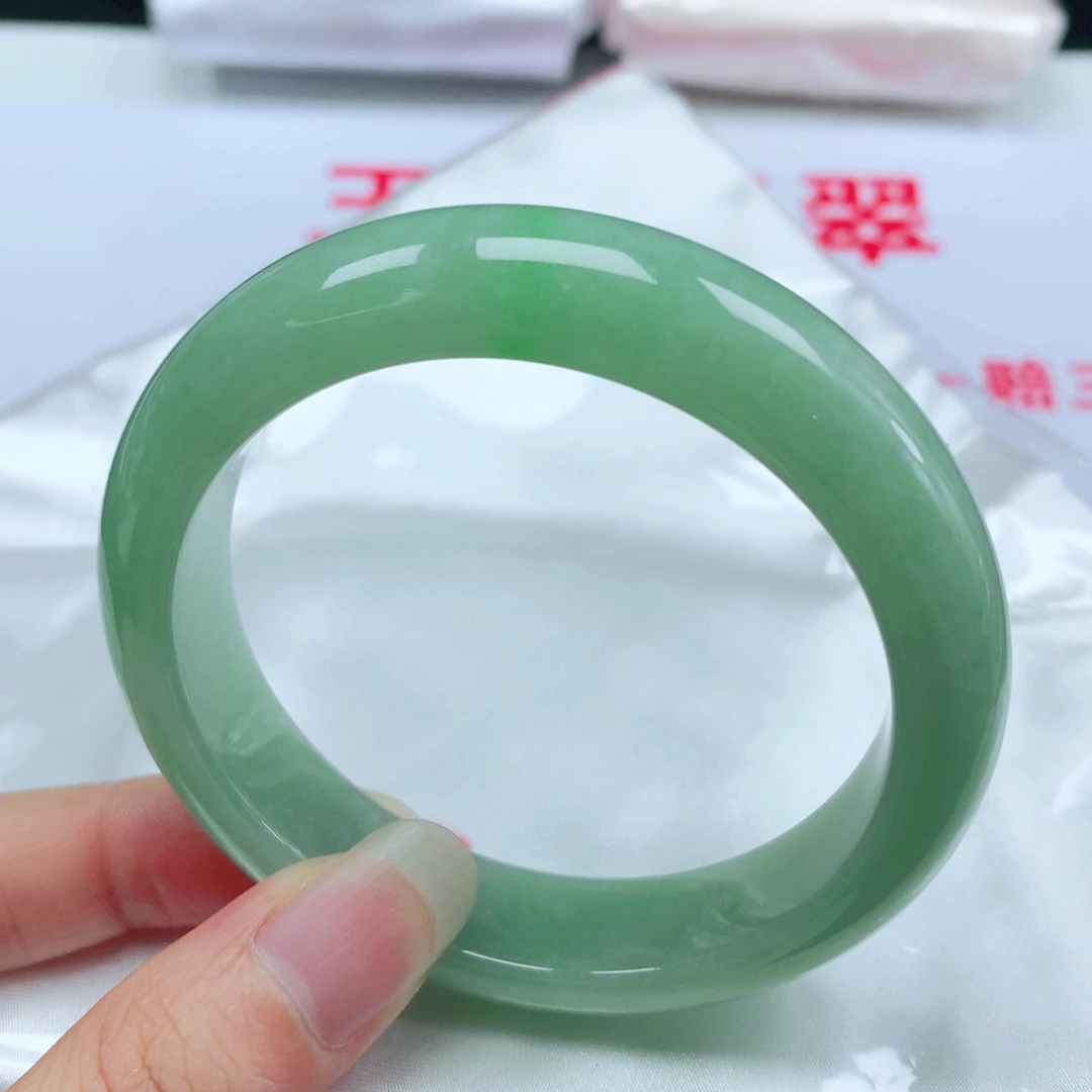 未镶嵌手镯翡翠编号01 正圈56+