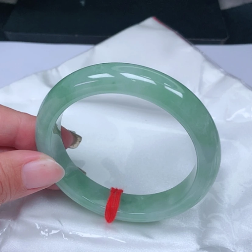 【闪购商品】翡翠手镯未镶嵌，