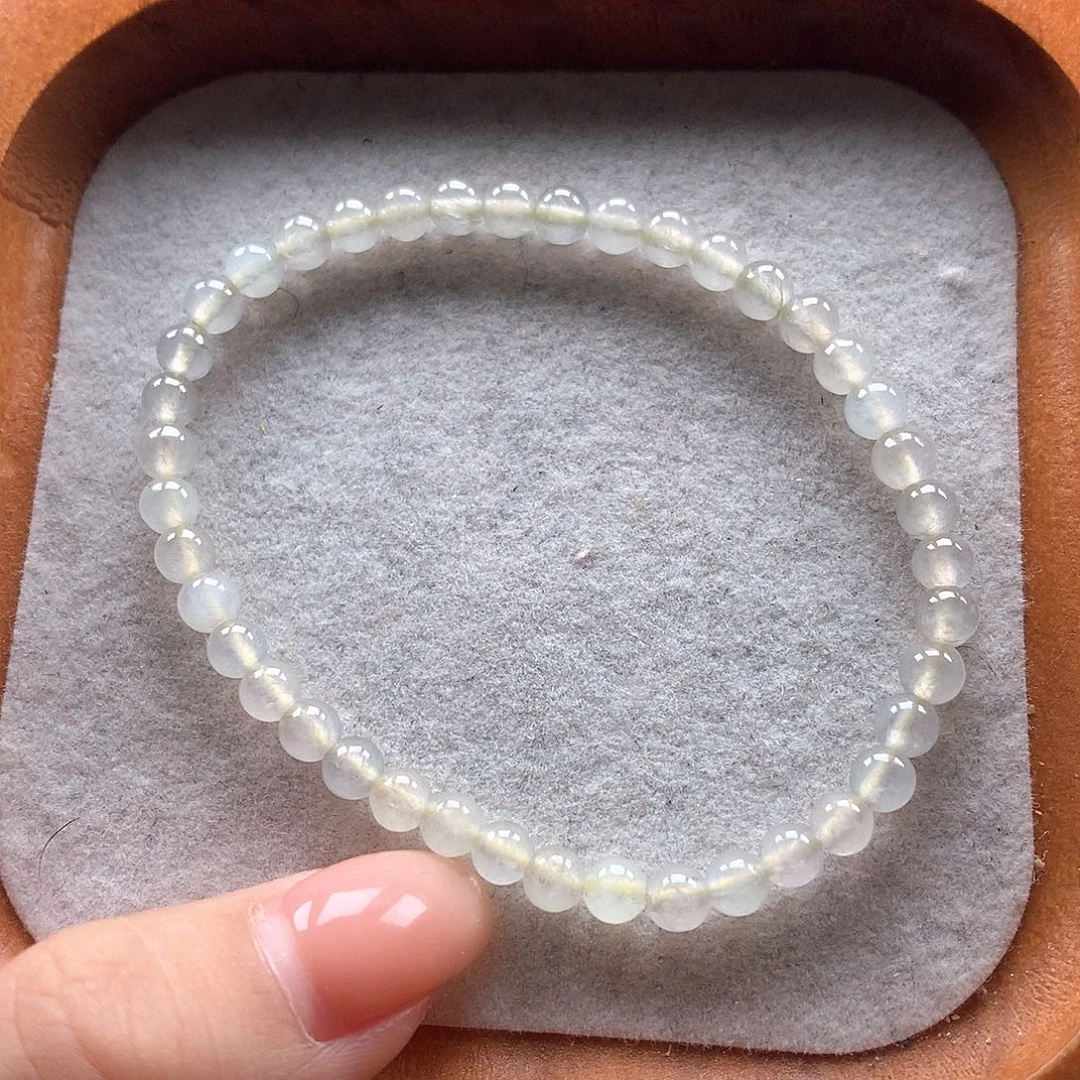 翡翠未镶嵌手串4.4白冰