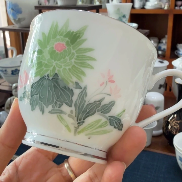洪江大球泥茶杯手绘绿菊微瑕