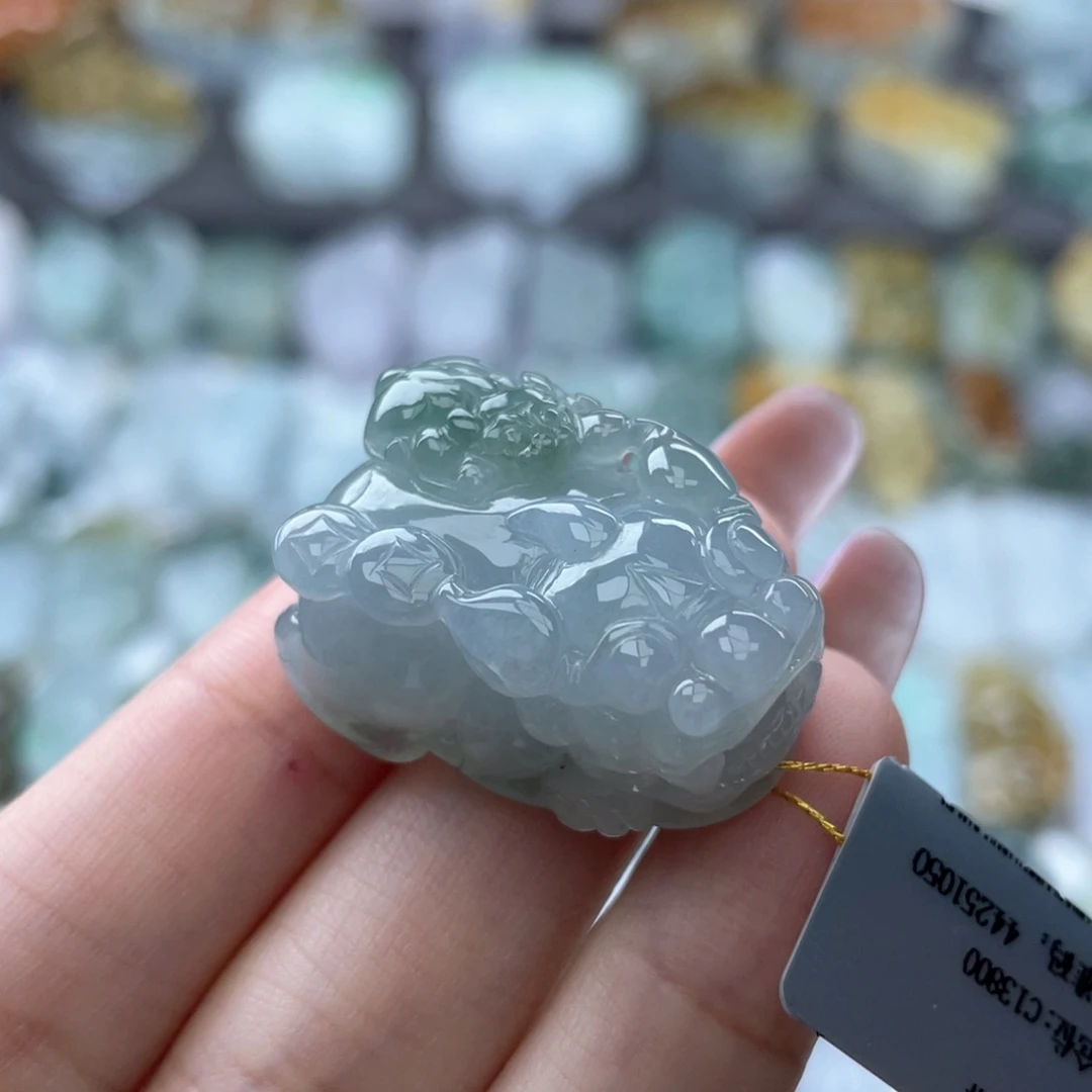 颈饰未镶嵌翡翠貔貅40