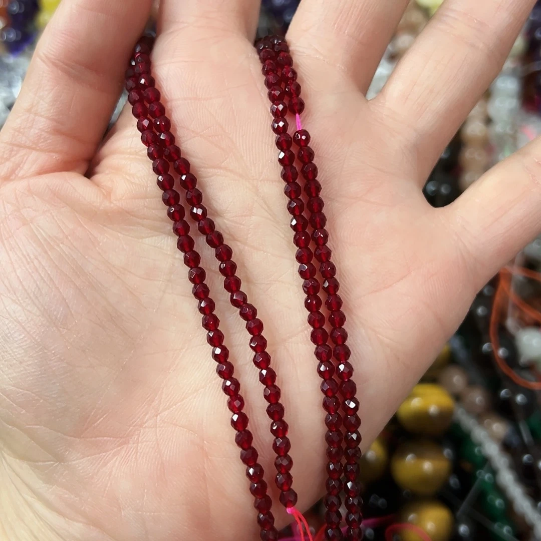 玛瑙/玉髓未镶嵌珠宝半成品，卡3石榴石2条