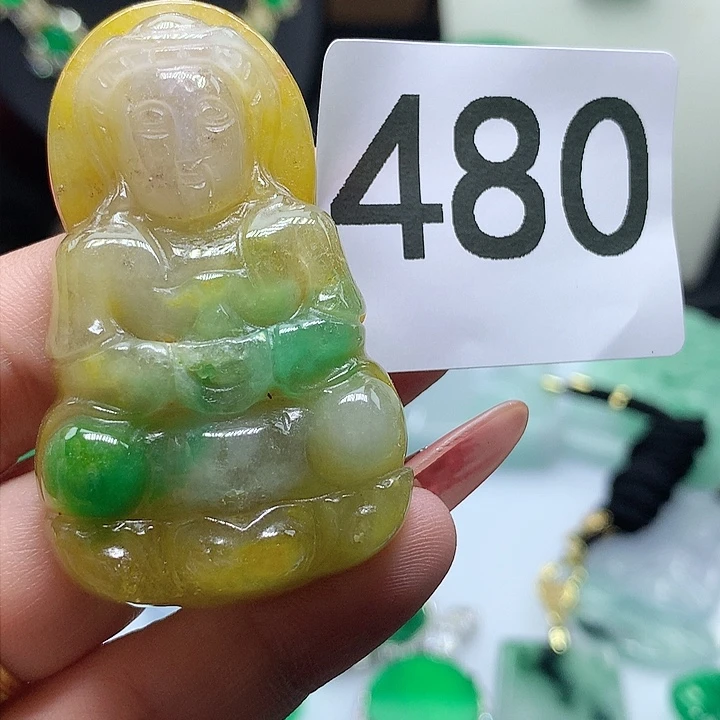 翡翠吊坠(赠链)未镶嵌